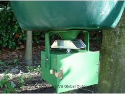 Feeder 12v with solar